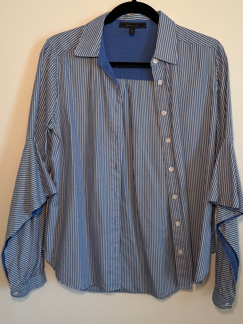 BCBGMaxAzria Blue Textured Top